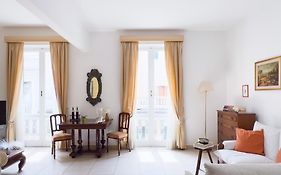 Queen Elena Luxury Apartment